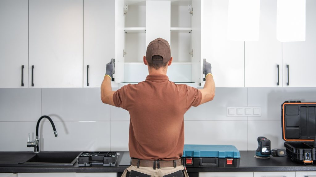 Custom Cabinets Website
